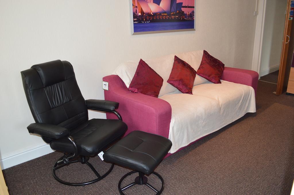 Ayrton House Holiday Apartments Blackpool Dış mekan fotoğraf
